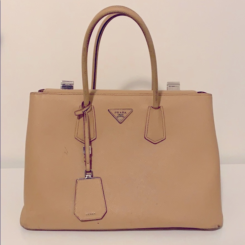 AUTHENTIC Extra Large Prada Saffiano Leather Purse